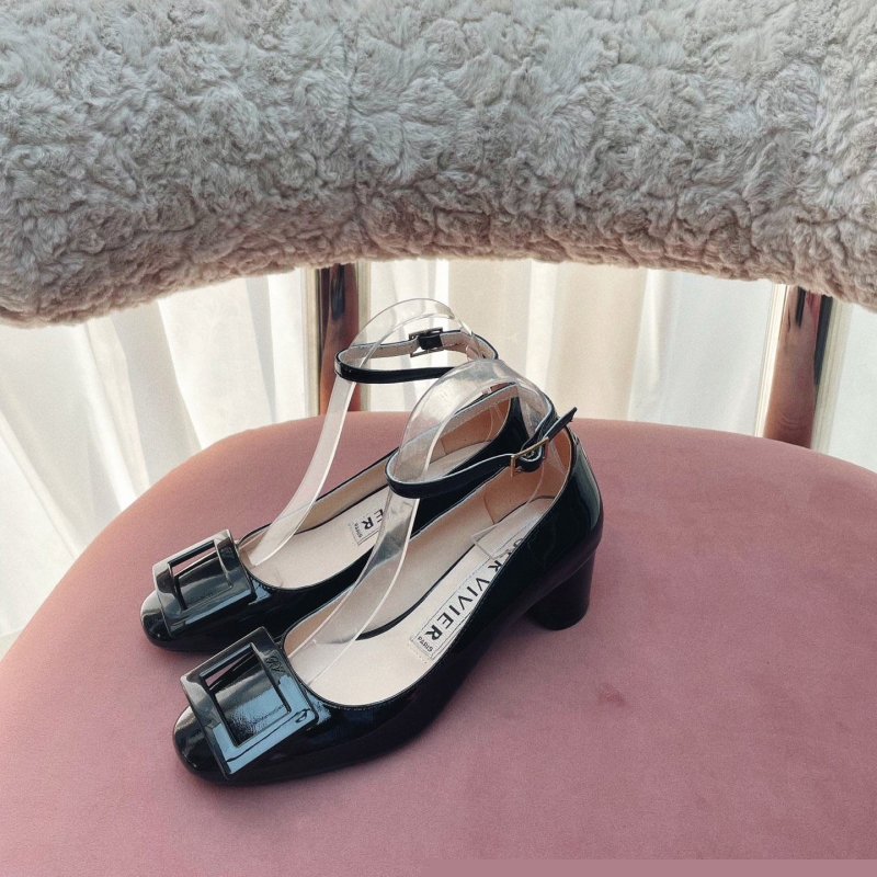 roger u1u1er flat shoes